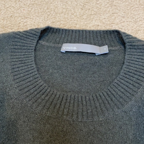 NWOT Vince Cashmere Sweater - Picture 4 of 7